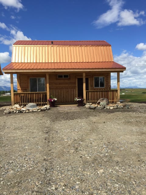 Welcome to our Cowboy Themed Cabin