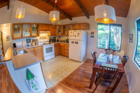 Open concept dining area and kitchen allow for your party to spend time together