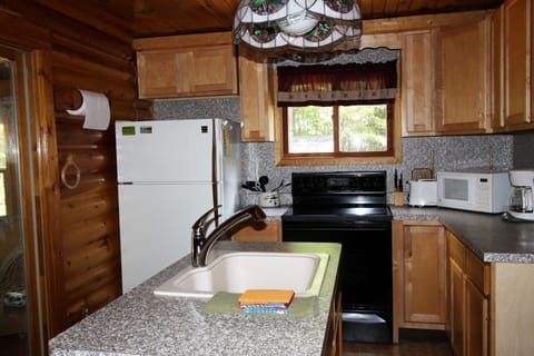 Kitchen fully stocked, but enjoy Eagle River's restaurants, too!