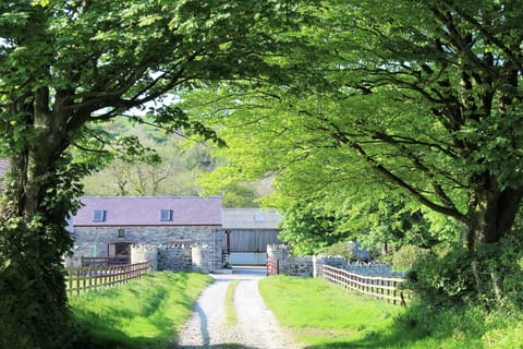 Y Cartws holiday cottage view as you drive down the farm lane.