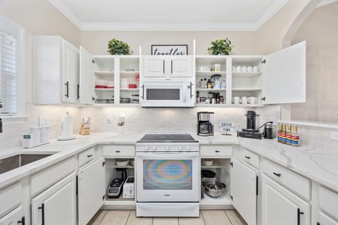 Modern, efficient and fully-equipped.