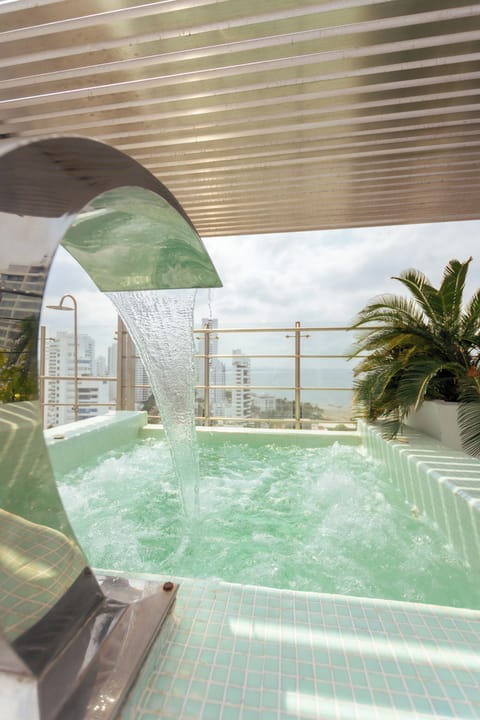 Superior Suite, 1 King Bed, Jetted Tub | Deep soaking bathtub