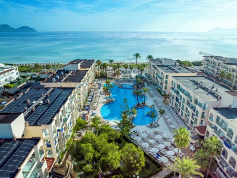 2 outdoor pools, open 10:00 AM to 6:00 PM, pool umbrellas, sun loungers