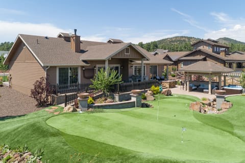 Personal Putting Green