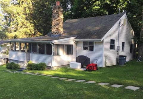 Eb0c1498 a378 43f7 bac9 9f58eda3440f