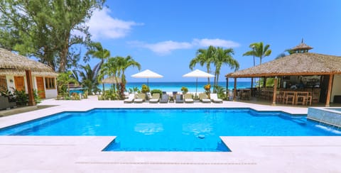 Pool & Patio