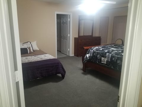 Master room with queen and full size bed