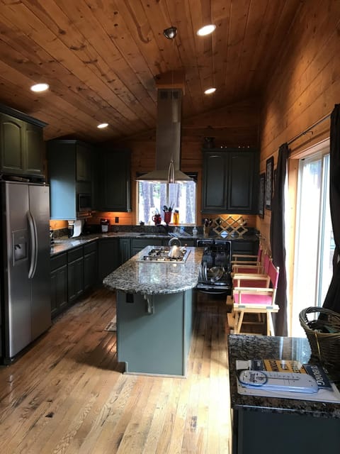 Gourmet Kitchen with Double Oven and Cooking Island