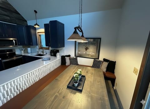 Large eat in breakfast nook for meals and playing games