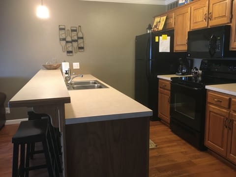 Spacious Kitchen & Island