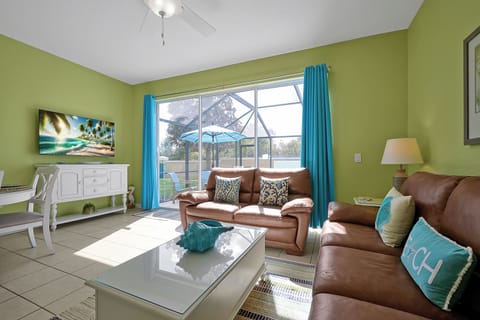Welcome to Mickey's Beach Bungalow!