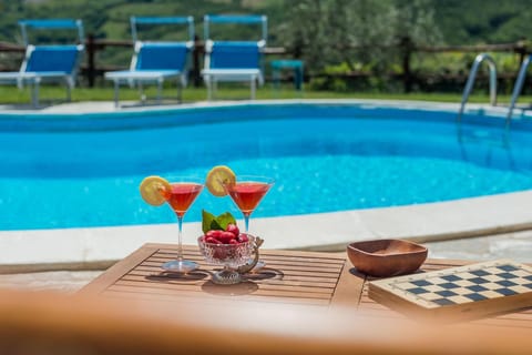 Villa Colombaia 10 (8304)