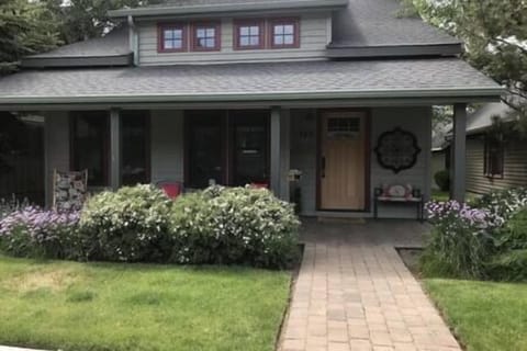 71d30b34 6ee2 46a7 a07a 96fe910d1a97