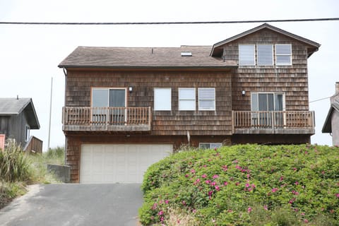 Sandy Bottoms Beach House Front