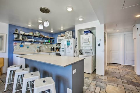 Kitchen | Cooking Basics | Dishware/Flatware