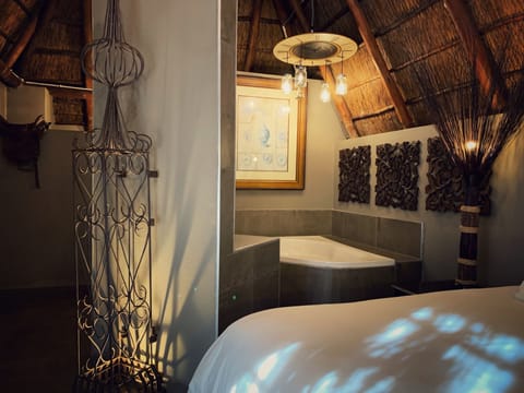 Deluxe Suite | Egyptian cotton sheets, premium bedding, individually decorated