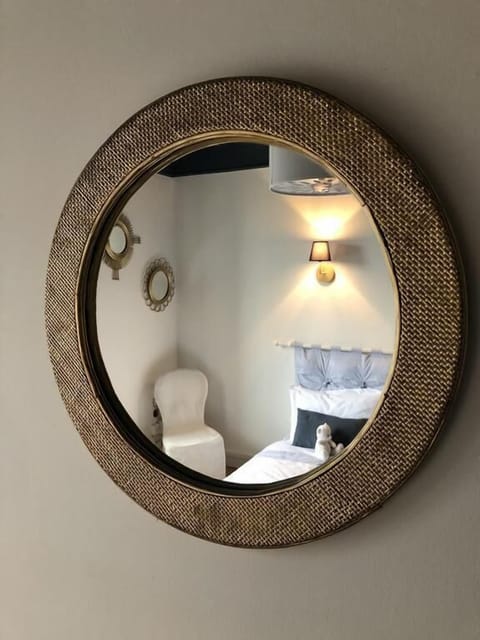 Junior Twin Room (Les Enfants Sages) | Room amenity