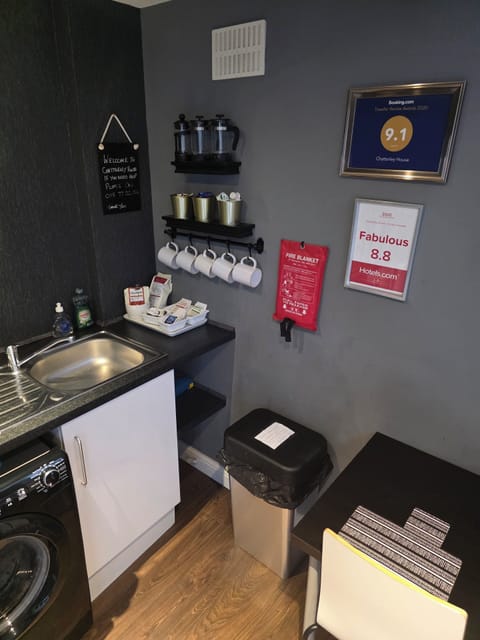 Fridge, microwave, coffee/tea maker, electric kettle