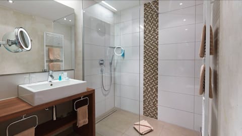 Bathrobes, slippers, towels