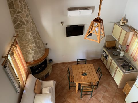 House | Living area | Flat-screen TV