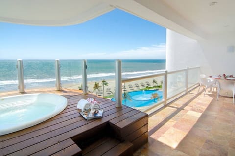 Jacuzzi with magnificent view