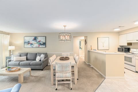 Open-concept layout with dining + lounge