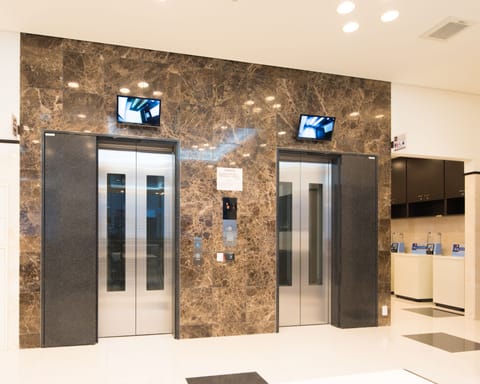 Elevator