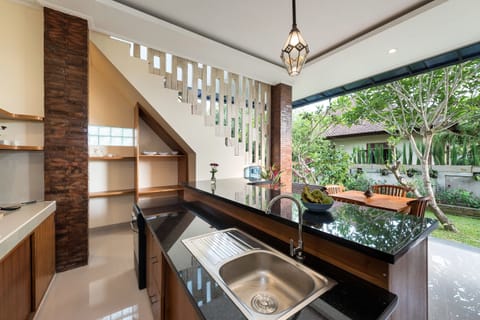 Villa, 2 Bedrooms, Private Pool | Shared kitchen | Fridge, stovetop, toaster, cookware/dishes/utensils