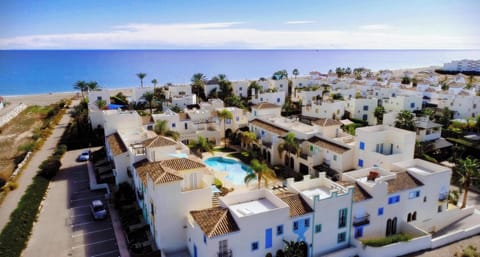 A view of the entire gated community. Only seconds from the Beach.