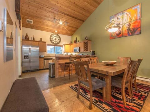 Have a delicious dinner | Main Level