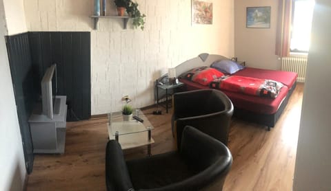 1 bedroom, cribs/infant beds, free WiFi, bed sheets