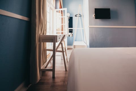 Standard Single Room | Desk, blackout drapes, soundproofing, iron/ironing board