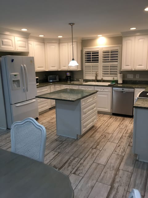 Large, clean, and spacious kitchen.