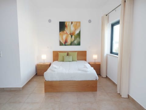 Comfort Apartment, 2 Bedrooms, Non Smoking, City View | 2 bedrooms, free WiFi, bed sheets