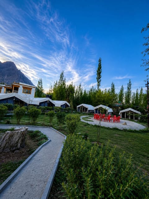 Deluxe Tent, 1 Double Bed, Non Smoking, Valley View | Desk, rollaway beds (surcharge), bed sheets