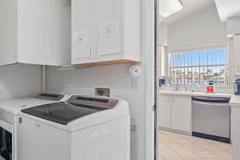 Full size Washer and Dryer