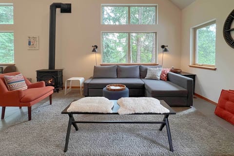 Leavenworth Vacation Rental | 3BR | 2.5BA | 1,440 Sq Ft | Stairs Required