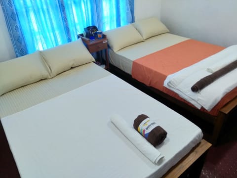 Double Room, Non Smoking | In-room safe, free WiFi