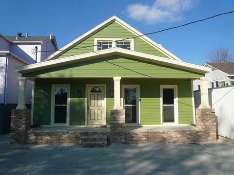 Front of House - parking for 3 cars
