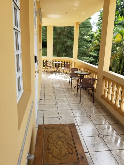 upstairs front porch 