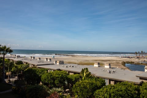 Amazing whitewater views are yours from Beachside Villa.