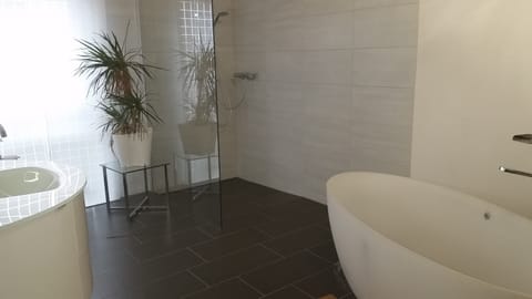 In-room safe, desk, blackout drapes, soundproofing