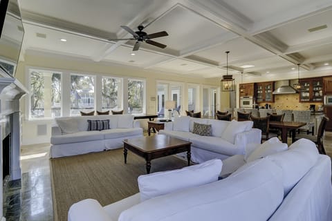 Main Floor Living Area