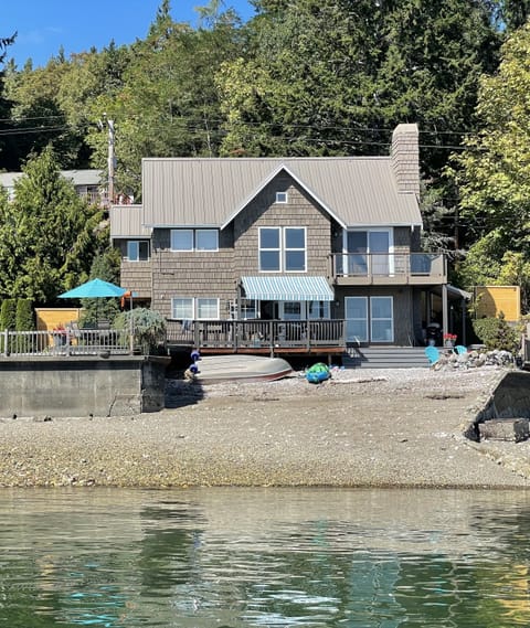 New metal roof summer 2021 