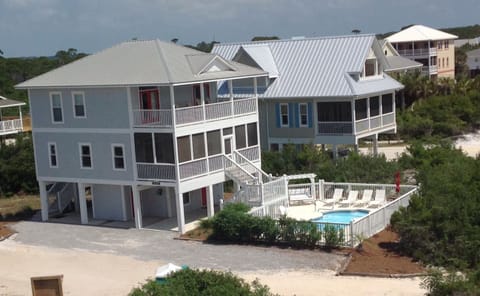 PERFECT - family friendly, great views,  private pool, screen porch, open deck 