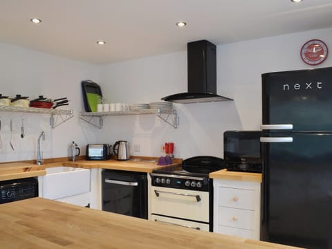 Open plan living/dining room/kitchen | Coastal Hideout, Wells-next-the-Sea
