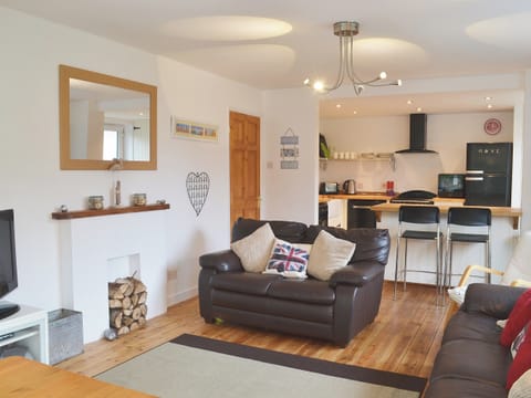 Open plan living/dining room/kitchen | Coastal Hideout, Wells-next-the-Sea