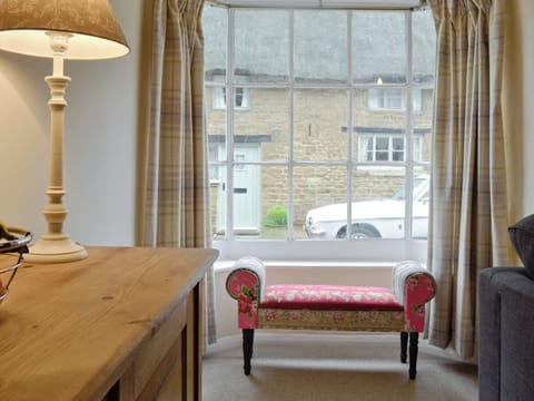 Living room/dining room | The Old Sweet Shop, Hook Norton, nr. Chipping Norton