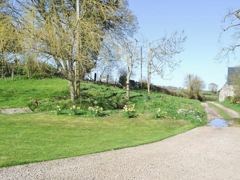 Garden and grounds | Oak Cottage, Trefonen, near Oswestry