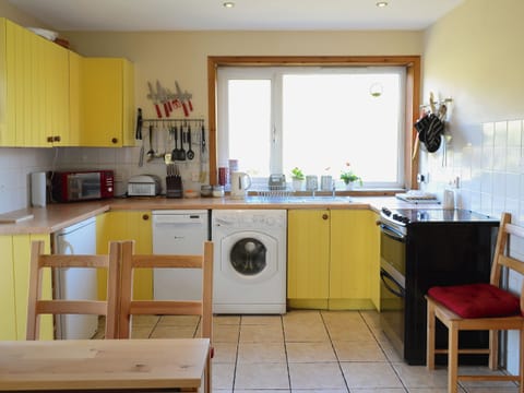 Kitchen | Cor an Easan, Melness